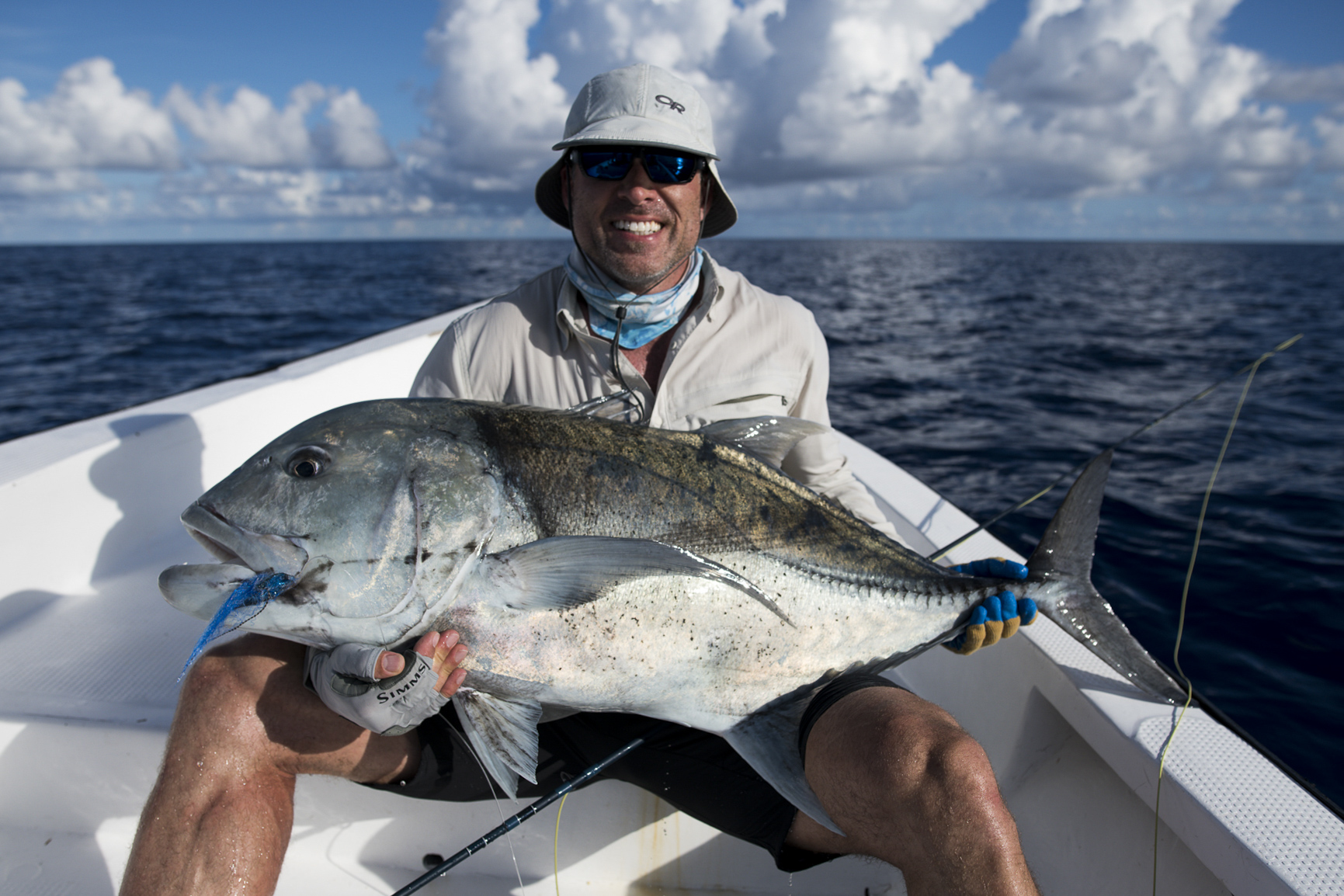 giant-treavlly-seychelles